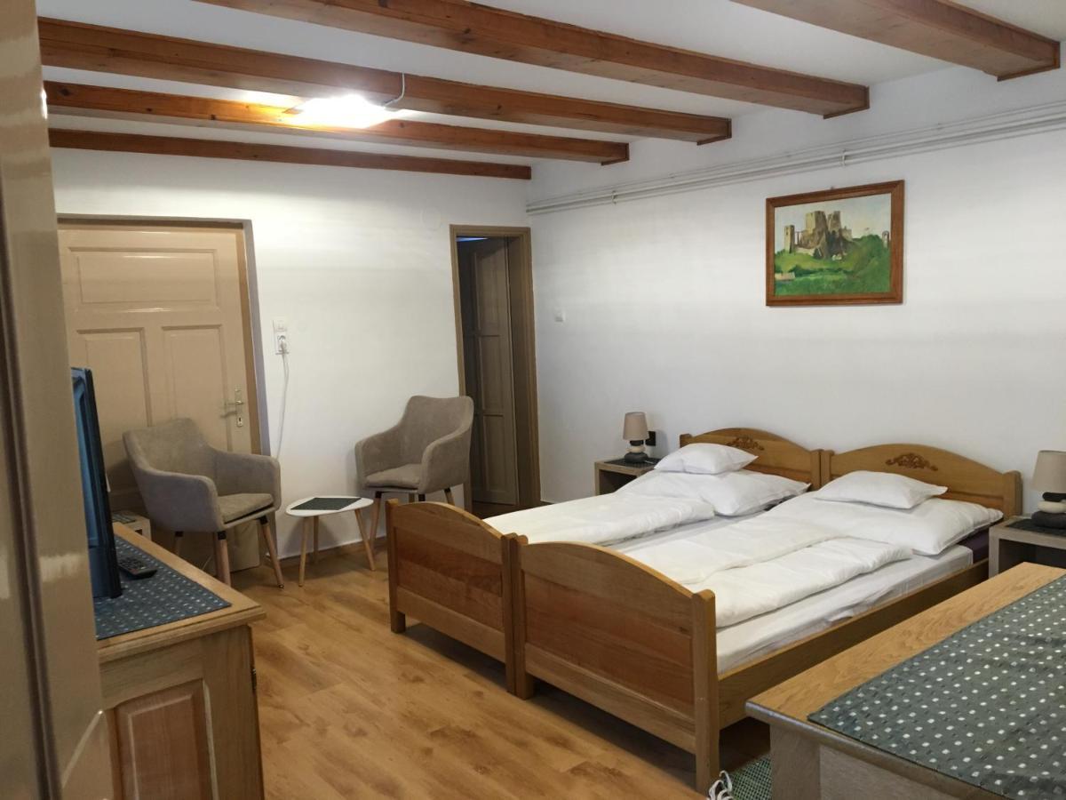 Apartmán Devenyi Vendeghaz Csesznek Exteriér fotografie