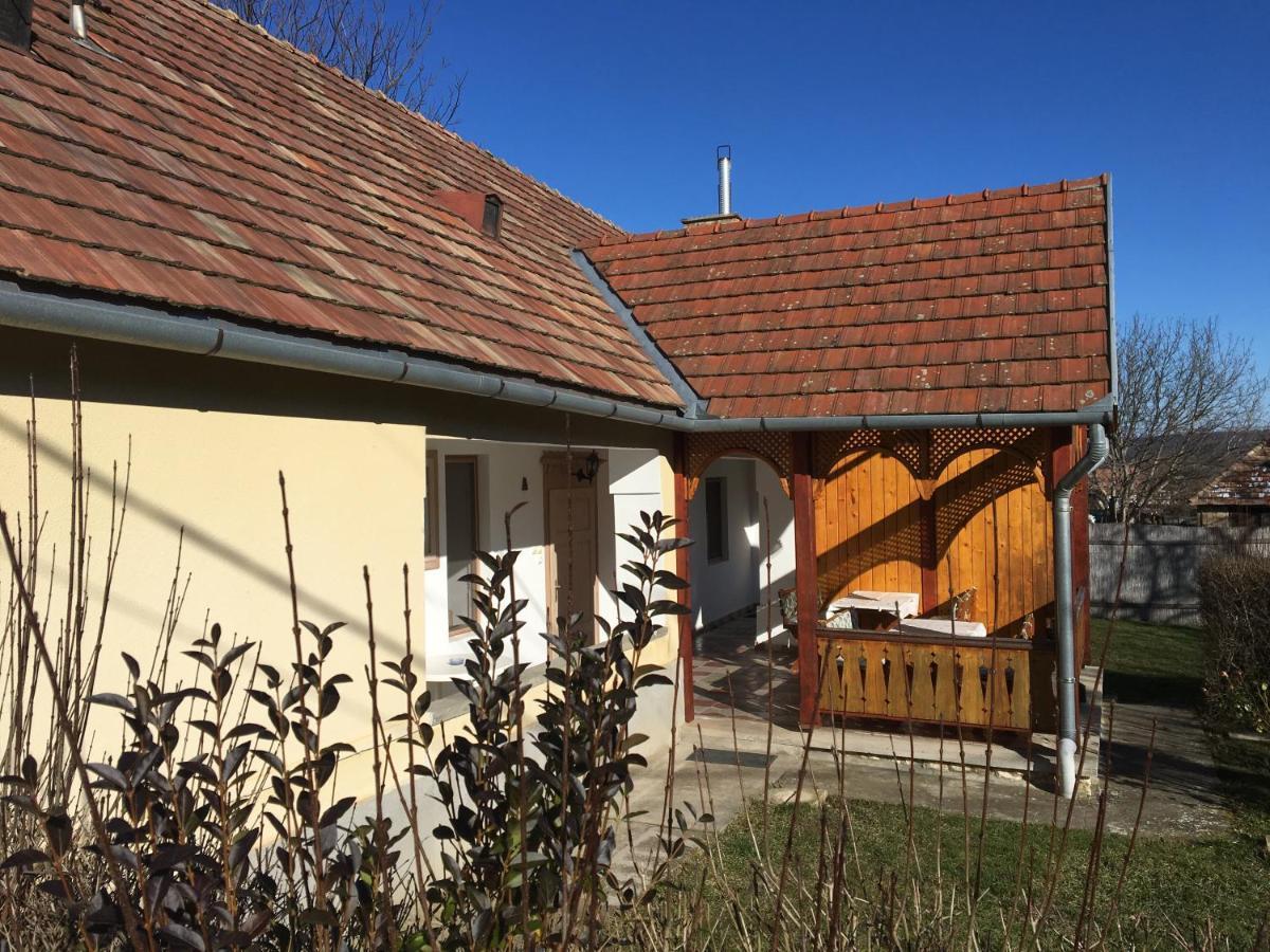 Apartmán Devenyi Vendeghaz Csesznek Exteriér fotografie
