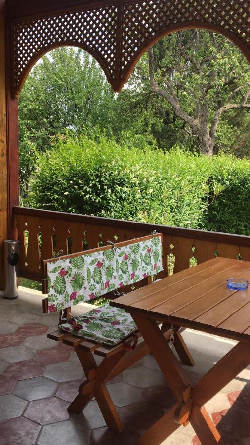 Apartmán Devenyi Vendeghaz Csesznek Exteriér fotografie