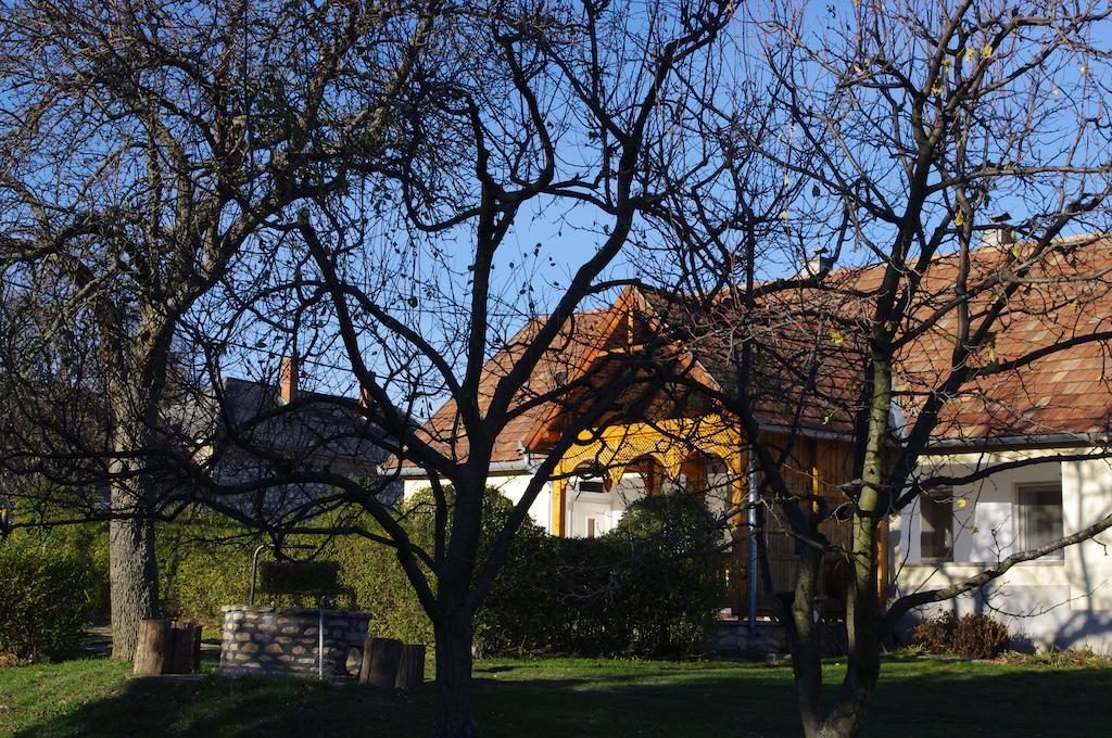 Apartmán Devenyi Vendeghaz Csesznek Exteriér fotografie
